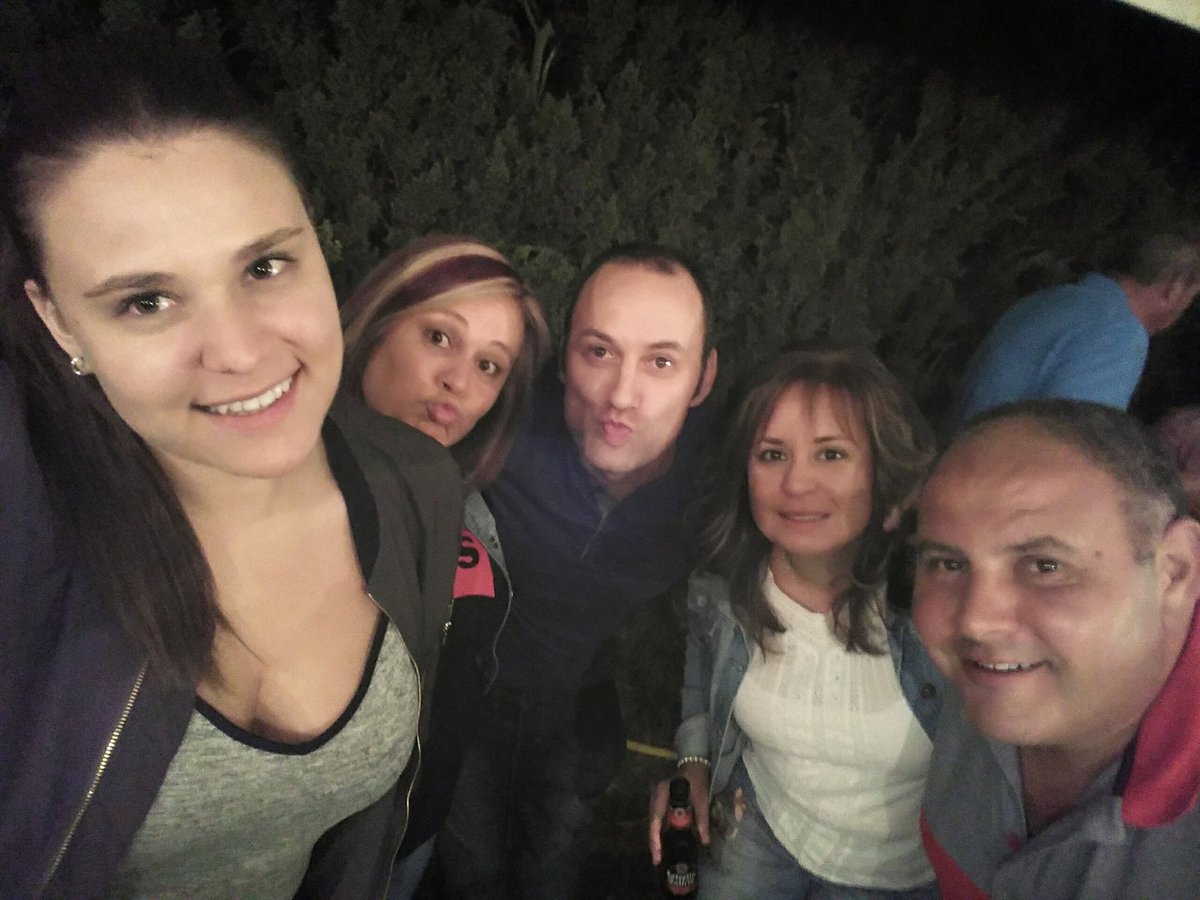 hermidiaz906's tweet photo. As festas de campo as mellores Mosteiro'17 #LandRober117 https://t.co/Yok5OKkenC
