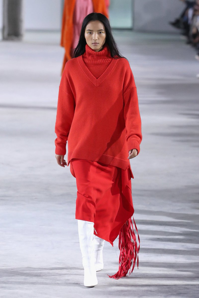 MANAMAE_'s tweet photo. @tibi - Fashion Week 😍
#FashionWeek
#ParisFashionWeek https://t.co/N45j6btf7y