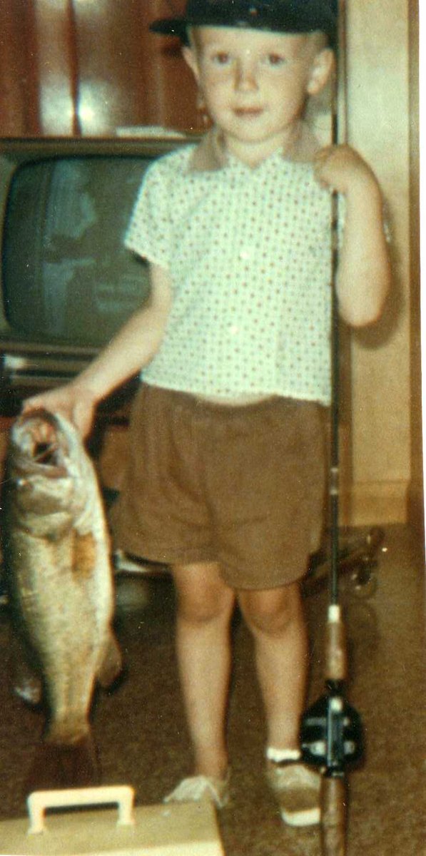 BHOAdventures's tweet photo. #TBT here you go folks the fish that got me hooked on bass fishing over 50 years ago!! https://t.co/xeFbIO7Xls