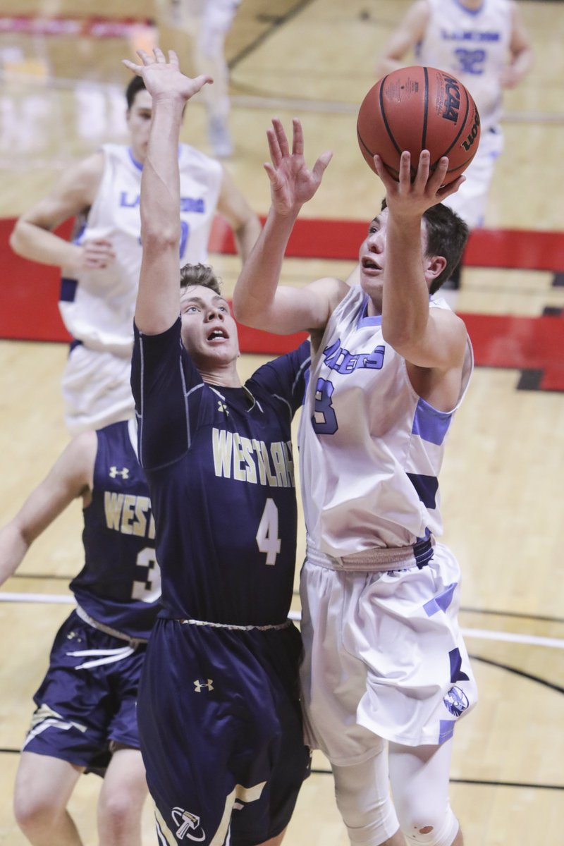 mattherpphoto's tweet photo. Layton defeated Westlake, 68-65, in round 2 of the UHSAA 6A Boys State Basketball Tournament. @standardexsport @standardex @patrickcarr_ @LaytonHigh @LaytonBasketball https://t.co/BtUpHvWGG6