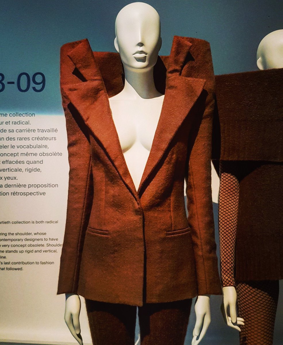 mpierrotdetry's tweet photo. Margiela / Galliera, 1989-2009 #martinmargiela #exihibition #opening #PFW @PalaisGalliera https://t.co/hs17n54WtX