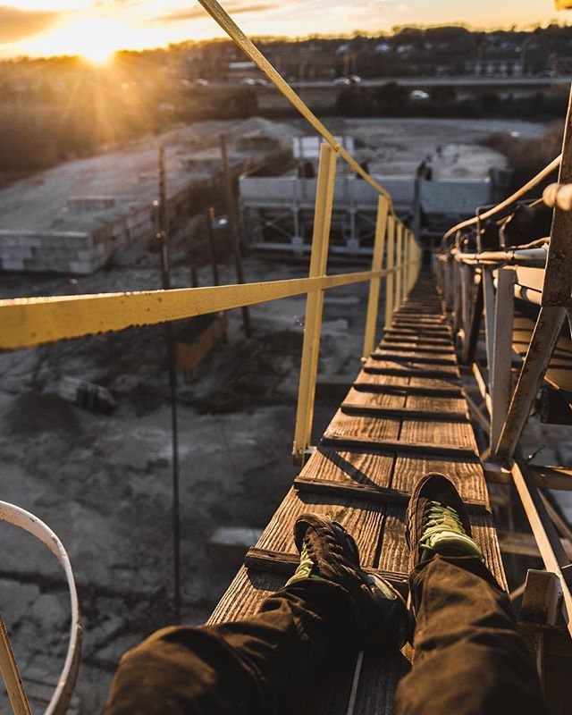 the_souz_'s tweet image. // might never come down ift.tt/2HYKWxN