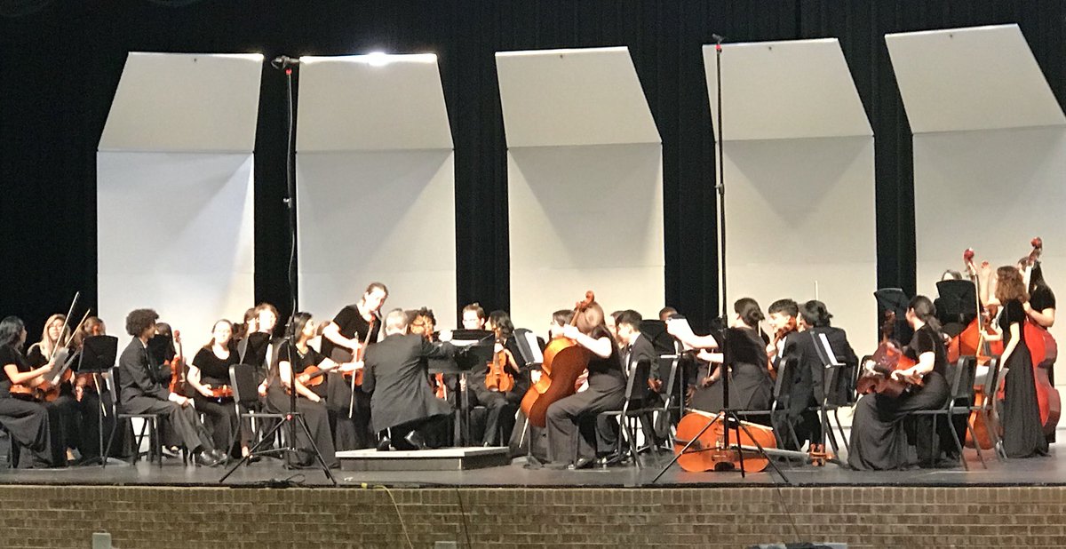 MesquiteHS's tweet photo. 1’s on stage-which is perfect!!  Next is sight-reading like I said #excellenceexpected #delivered @SkeeterRecruits @AreMaroon https://t.co/W278gYSRJc