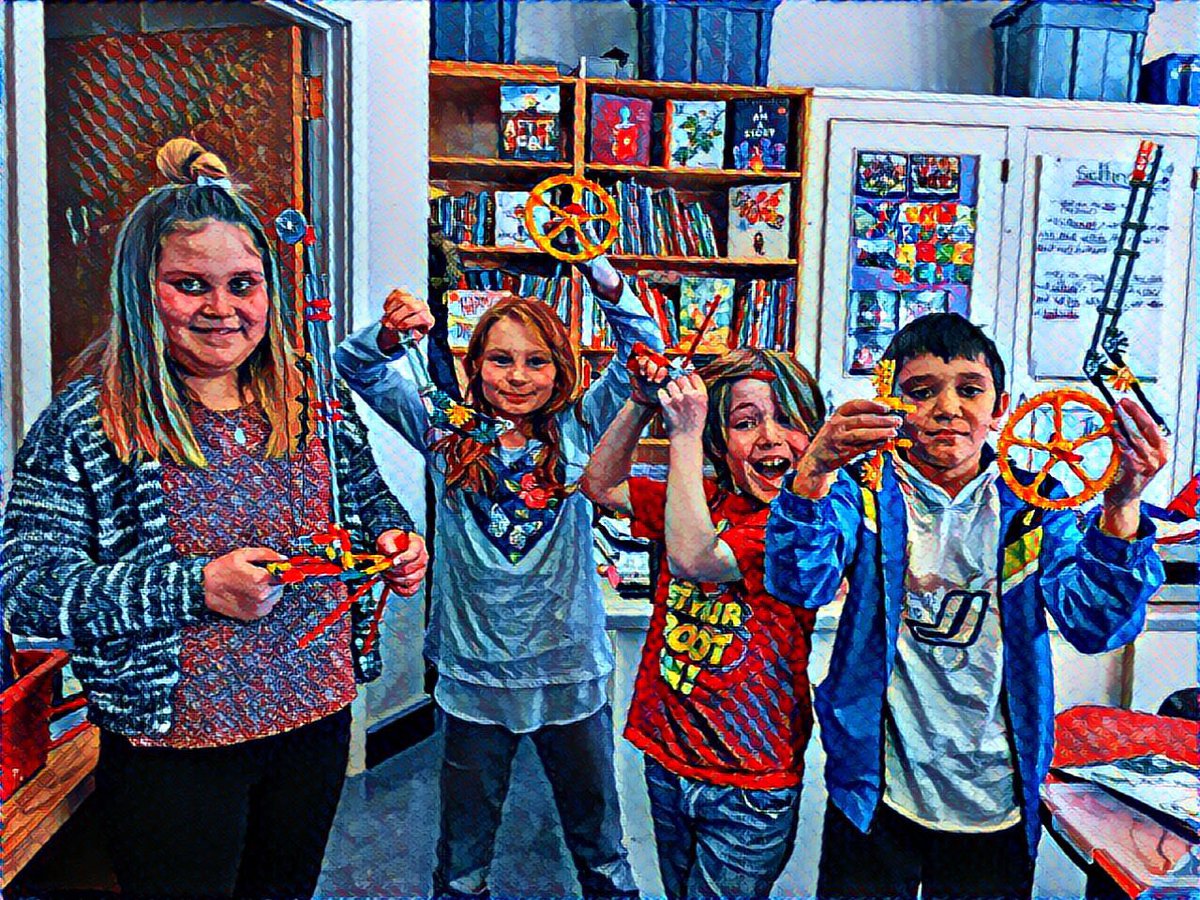 msrussells4_5s's tweet photo. Building simple machines what fun!! #haysboroloveslearning https://t.co/NlTNqHR292