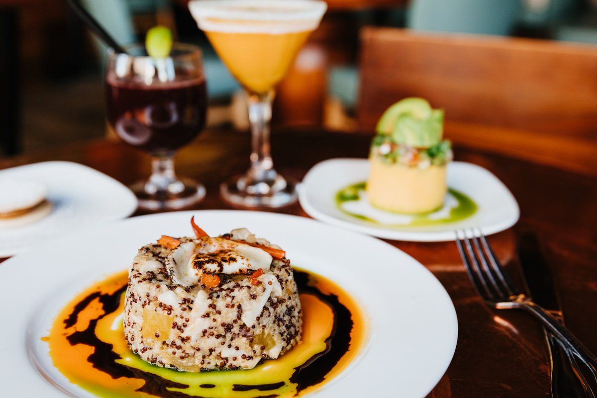 travelportland's tweet image. We couldn’t be more excited to bring you Portland Dining Month! Grab three-course meals at some of the best restaurants in #PDX for $33: bit.ly/2nj5zcU #PDXEats #DinePDX