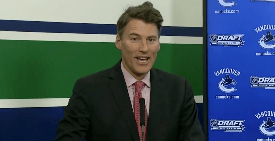 Z953VAN's tweet photo. What product is @MayorGregor using to 'defy gravity'... is it a dry spray, a rare imported wax, air gushes from bike lanes...?
We need answers!
#Vancouver #MayorGregor #XFiles - @SuttoZ953 https://t.co/tfNoZKptHr