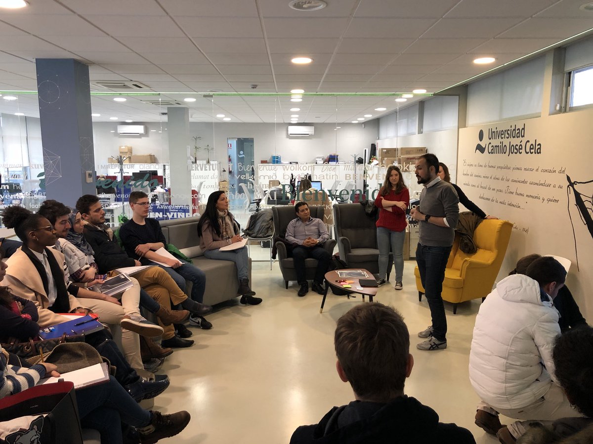 carrerasp_ucjc's tweet photo. Gracias al equipo de RRHH y transformación digital de @IKEASpain por el magnífico taller de orientación profesional @universidadcjc https://t.co/UQOfgucCyE