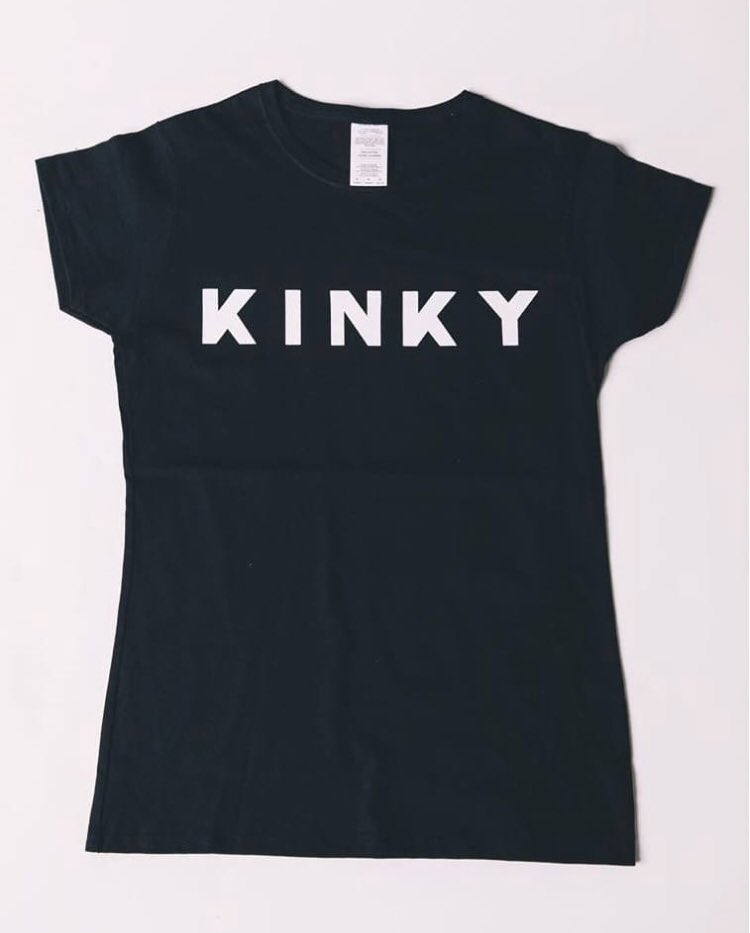 KinkyMerch's tweet photo. Hay que empezar el mes con el pie derecho y mucha actitud, encarga tu mercancía para estar muy Kinky 👊 #KinkyTheBand #KinkyTheBandMerch @KinkyTheBand https://t.co/j5VJqy5mlR