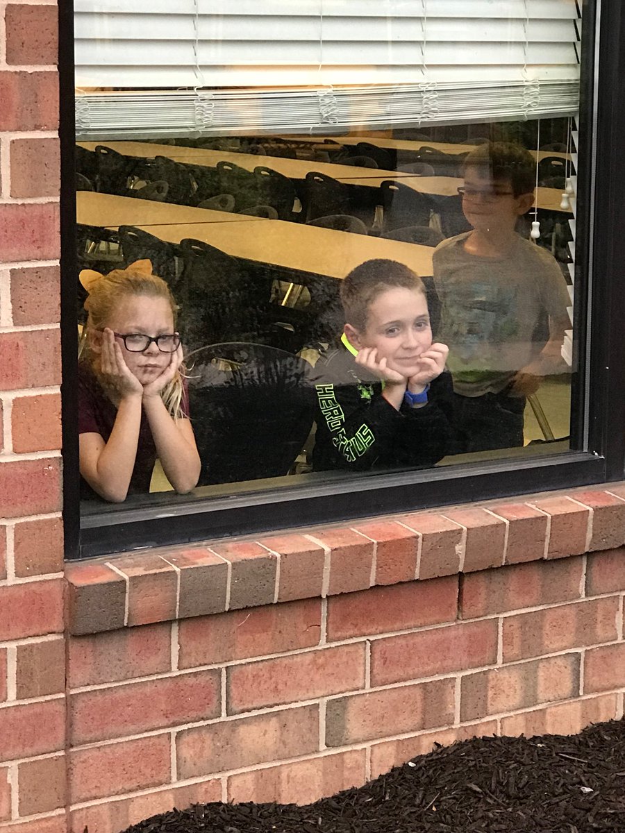 McGee's Crossroads Elementary tweet media
