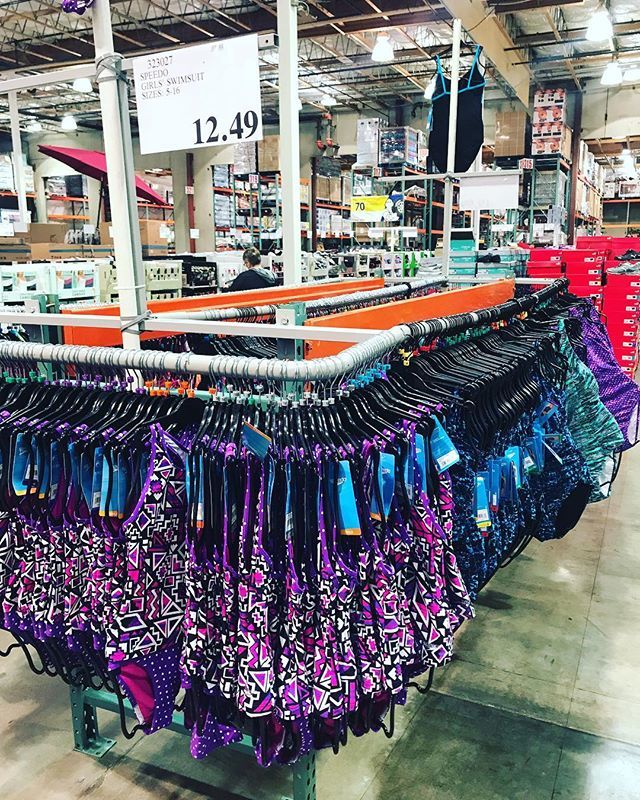 Girls @speedo #swimsuits