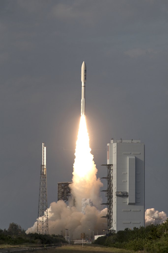 james_lague's tweet photo. Next-Generation Weather Satellite GOES-S Lifts Off via NASA https://t.co/ipb022WJ01 #Nasa #Science # Space #AstroEd #Astro #Astronomy #NasaJPL #JPL https://t.co/syZY9tfrTK