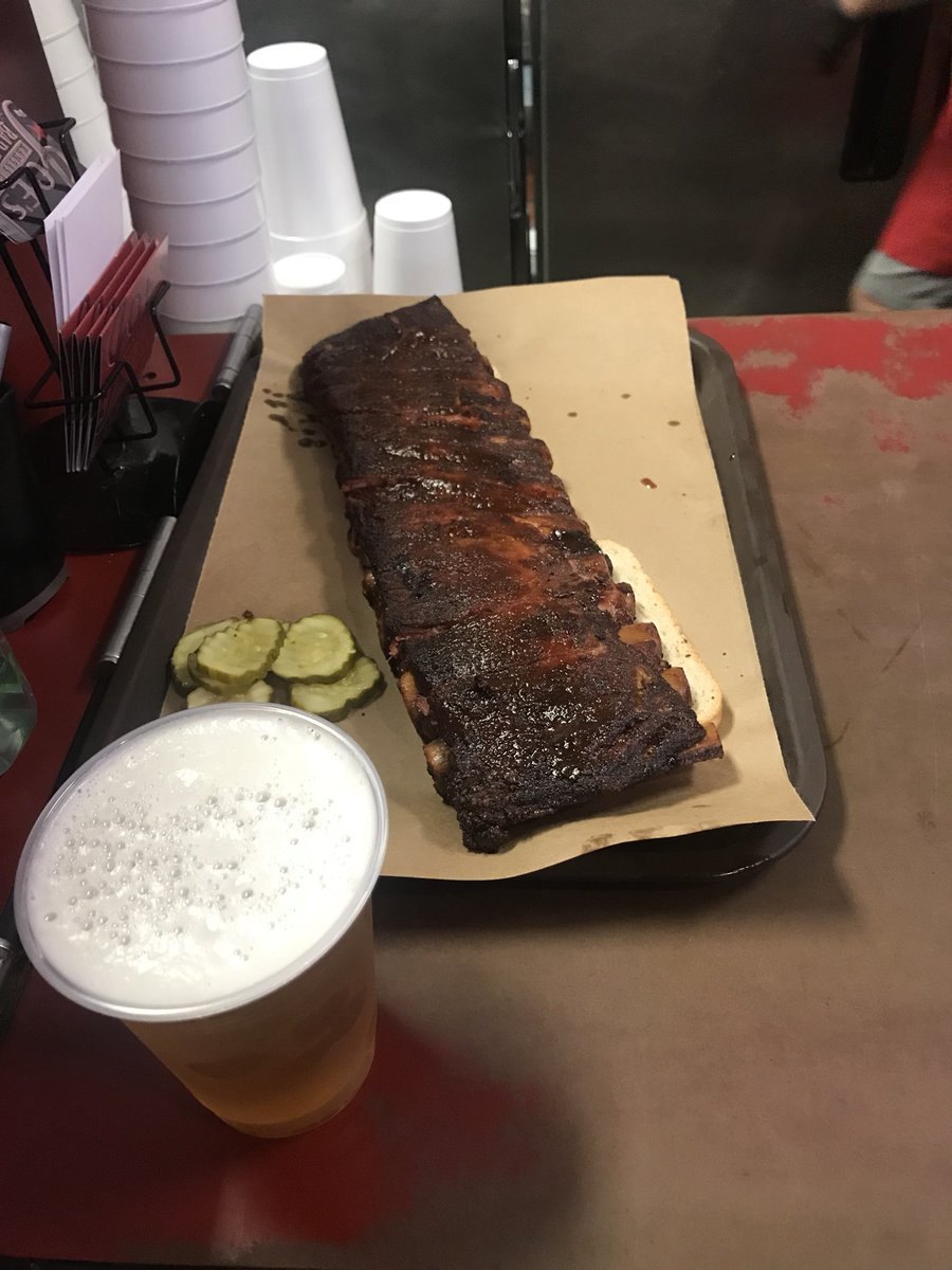 No line at Joe’s.  Plenty of #AmMusic18 attendees here!