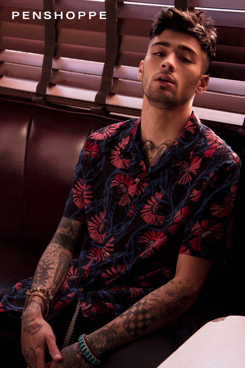 zaynzv's tweet photo. A BELEZA DE ZAYN MALIK É SURREAL https://t.co/tHiA6FFmrz