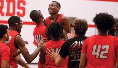 RickeyRayIII's tweet photo. Words canโt explain how much I love this TEAM! We grew so much together and I wouldnโt want to change it for the world. Love Boys๐ค๐พ #DOITFORJO #FAMILY https://t.co/mzZpIBpHhi