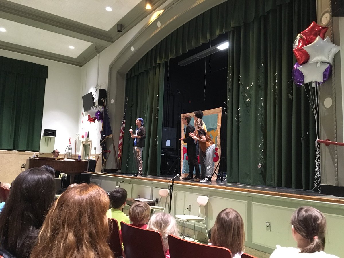 PS10Brooklyn's tweet image. Loving the @storypirates at #ps10brooklyn’s Reading Under the Stars read-a-thon event! #ps10reads