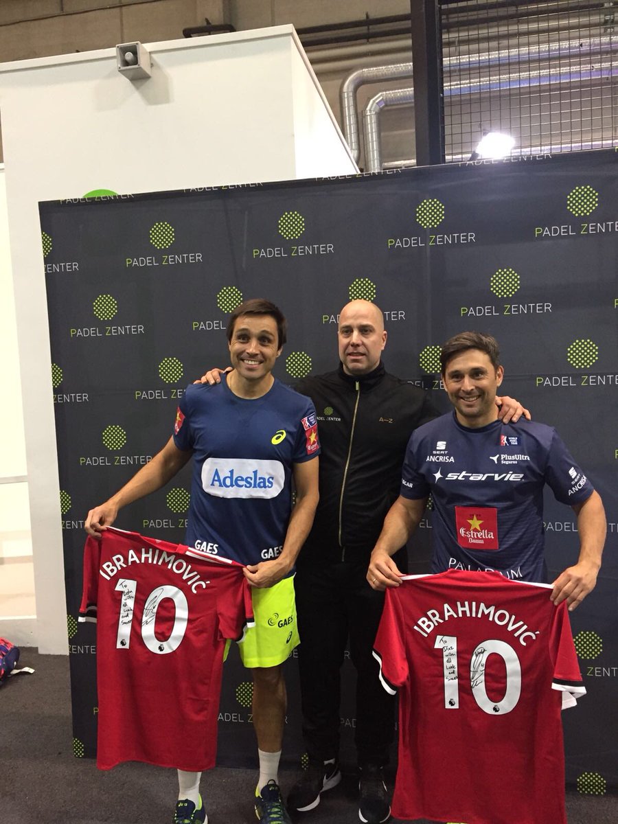 FBelasteguin's tweet photo. Inauguración en Estocolmo del club de @Ibra_official “Padel Zenter”.
Personalidades  mundiales del deporte tan potentes que apuesten por el padel no saben el favor que nos hacen a los que amamos este deporte! El padel nunca terminará de agradecerles!
👏👏👏👏👏👏 https://t.co/ozvQna7cbj