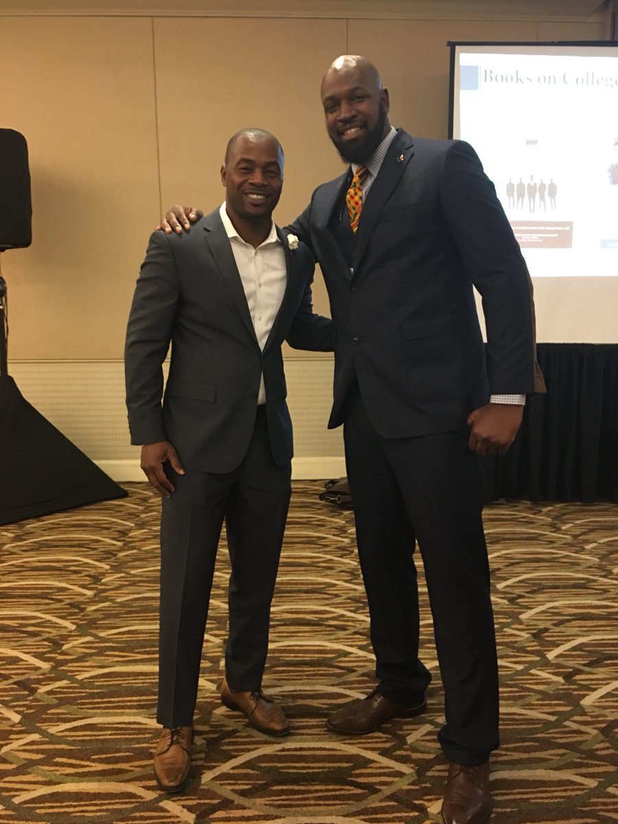 MaineEducates's tweet photo. I appreciate all @Fharris3 has done for me! #Zalute✊🏿 https://t.co/5jJQvNeCEp