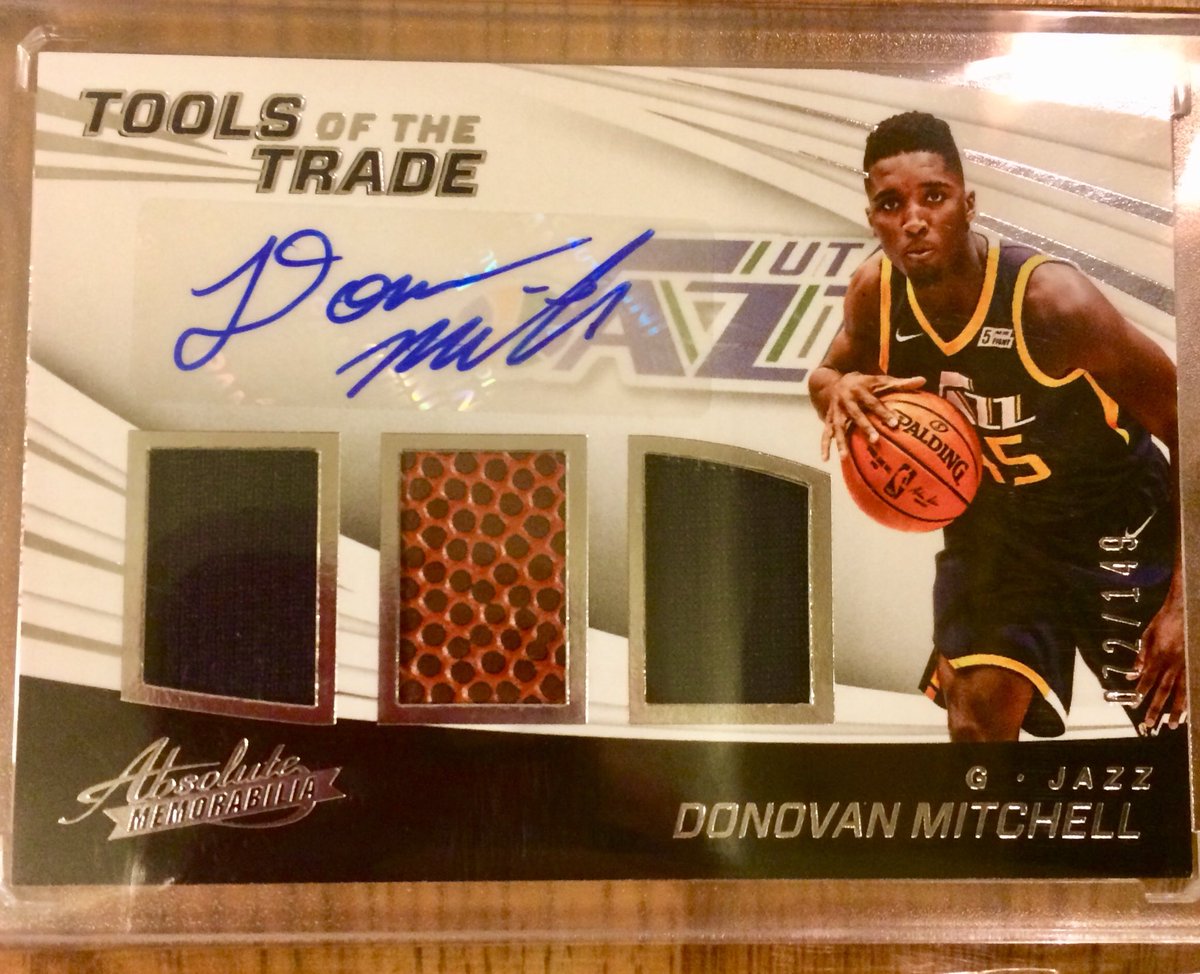 TSCSPodcast's tweet image. Awesome Donovan Mitchell mailday today ....#DunkChamp #ROTY