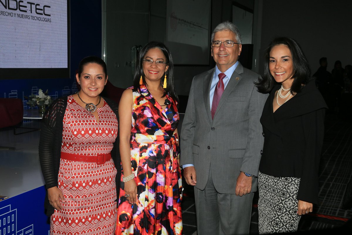 aigesinnovacion's tweet photo. Participamos en el Foro “Tendencias en privacidad y protección de datos personales” organizado por @apandetec, en conmemoración por su XV aniversario de fundación. #ForoAPANDETEC #15añosApandetec https://t.co/GAGi7jWdj5