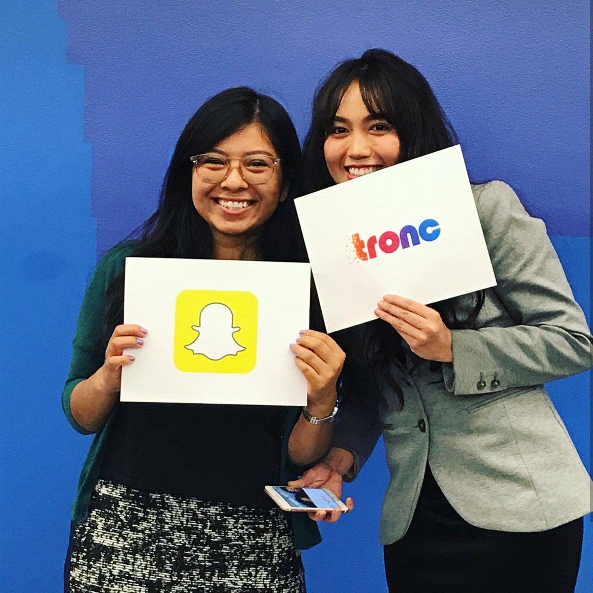 YearUpLA's tweet photo. Let's kick off #WomensHistoryMonth with a #TBT of two #YULA interns starting their tech careers with two amazing companies!!!
#OneYearToACareer #YearUp #OneYearUp #OwnYourFuture #ClosingTheOpportunityDivide #ThrowbackThursday #WomenInTech https://t.co/2mqrRokS6q