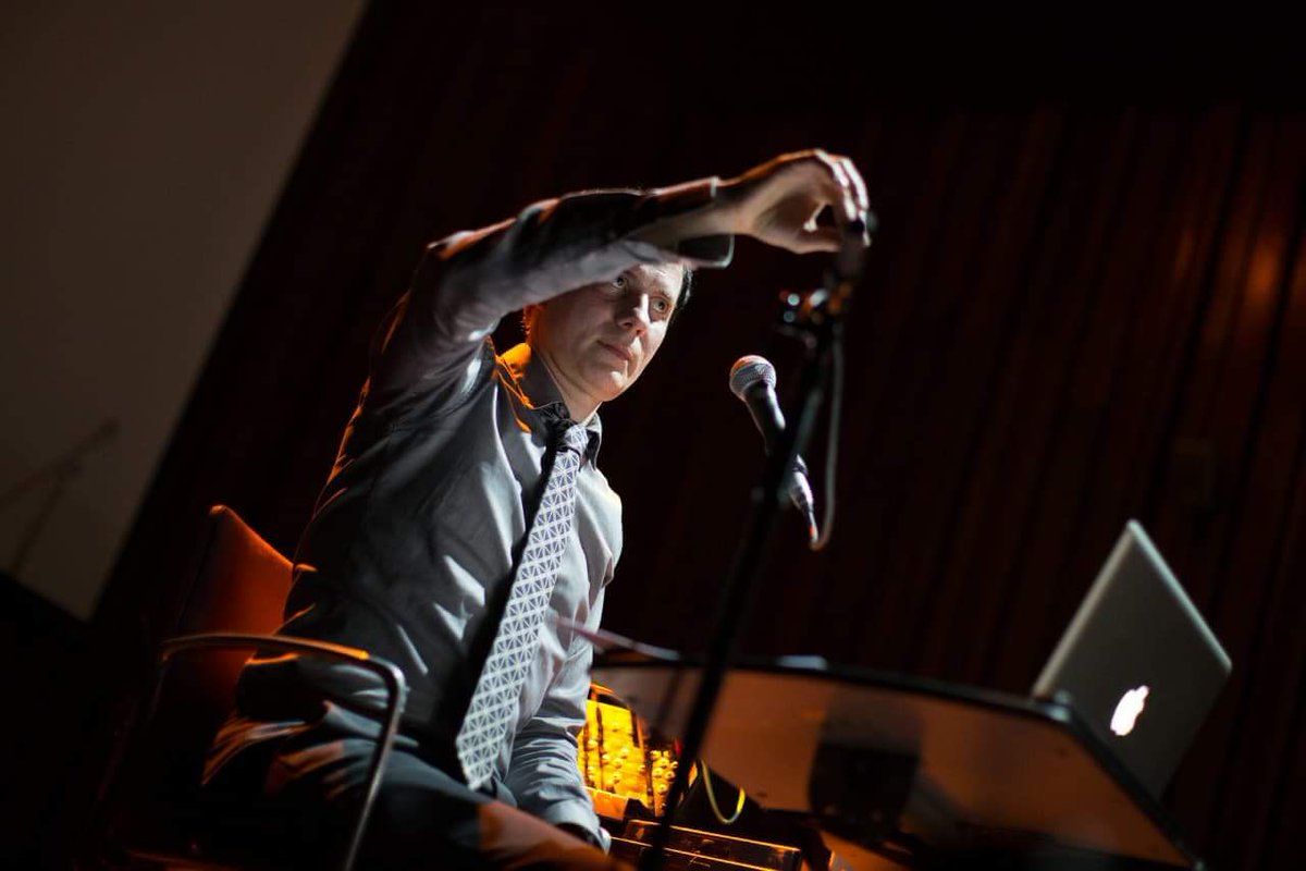 RevistaPICNIC's tweet image. #FelixKubin presente con PARALEKTRONOIA en @nodo_tv, a unos días  del festival @Nrmal ✌️😎🤙