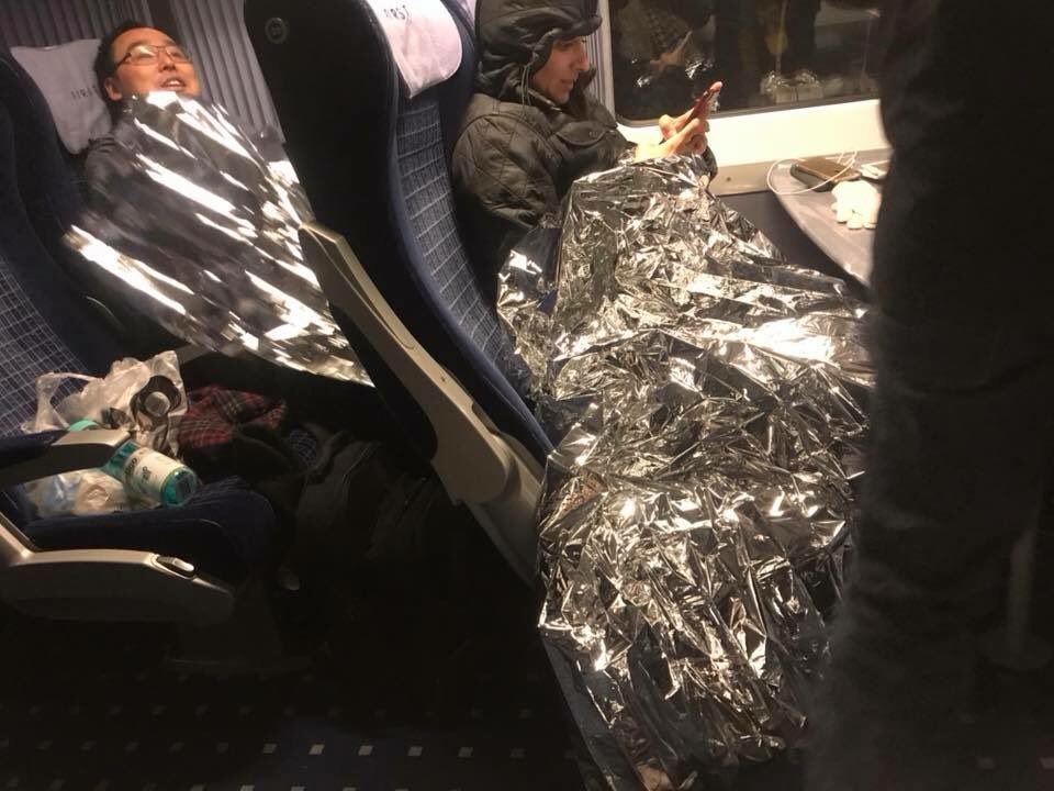 dSAMANTHAj's tweet photo. Stranded at #Brokenhurst station. Friends have been there for over 5 hours with no food, heating or power and no sign of moving anytime soon ? Are you leaving them there all night? @SW_Help #Shocking https://t.co/Xr0M6CFf5o