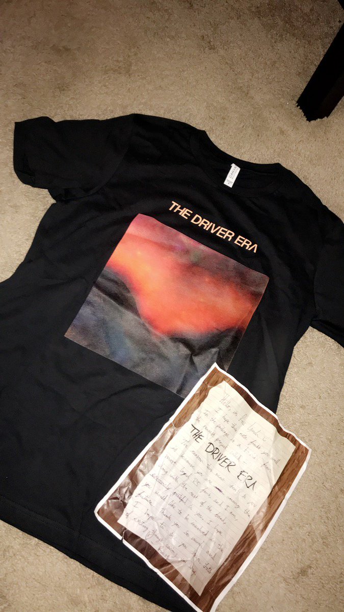 thedaniidiaries's tweet photo. came home to a nice package from @RossLynch & @thedriverera canโt wait to see what the future has in store for them #junglefunkliveson #timetofuckshitup #itsonlythebeginning @StormieLynchR5 @RockyLynch https://t.co/qKOFN2DSJC