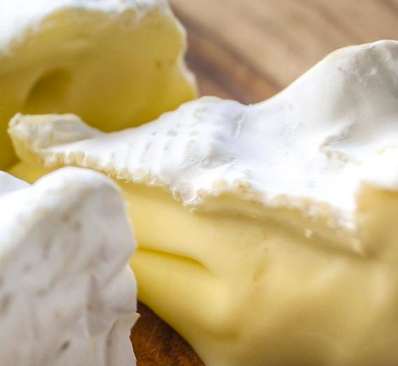 We can't wait to see you all at the Farm Fantastic Expo this weekend! We'll have plenty of our cheese for you to try, including our award winning Blackall Gold - Washed Rind. 
#woombyecheese #cheese #farmfantasticexpo