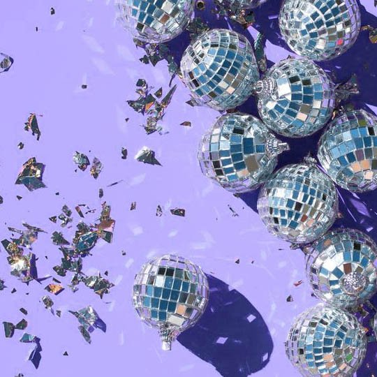 One sleep left till' Mardi Gras 🌈
—
It's time to get yo glitter on and partay! ✨ 
#loveyomelons #h2melon