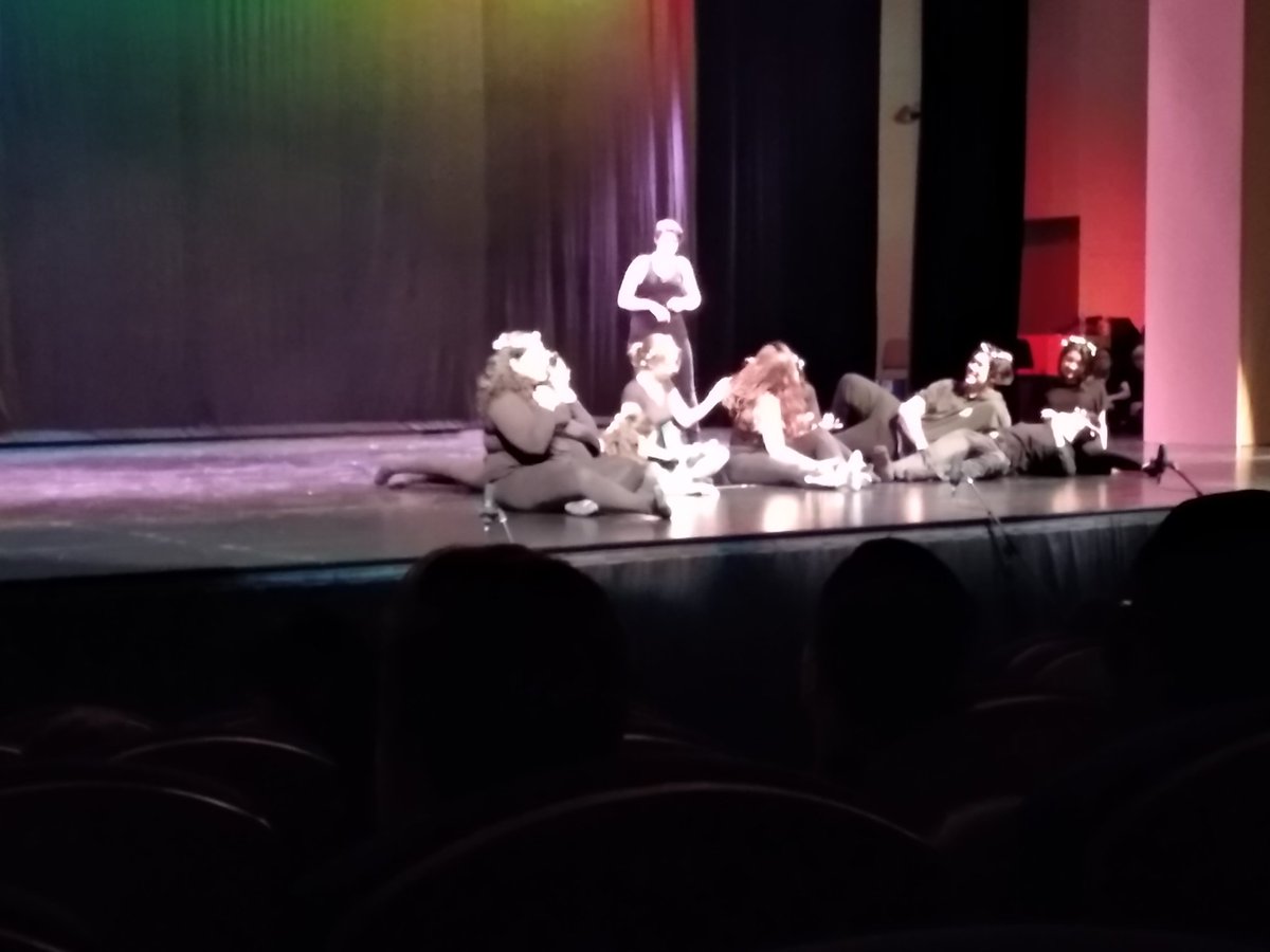 anne4020's tweet photo. #AISGZ 
#apactheater https://t.co/cV4cnSnfuX