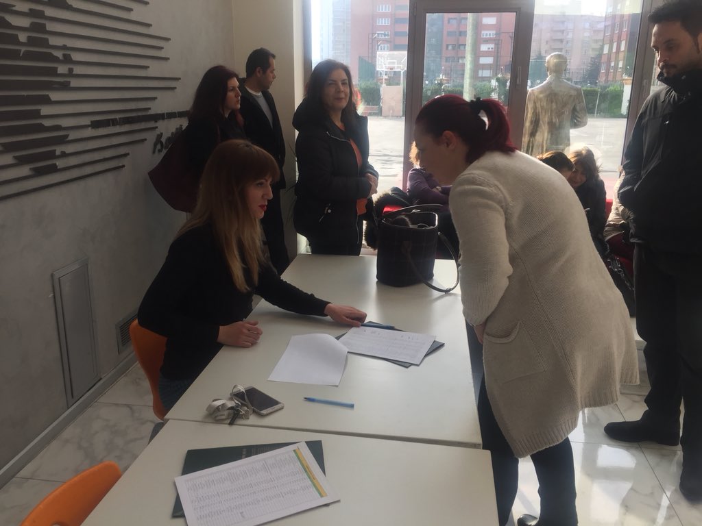TemurHuseyin's tweet photo. Bursa İlçe Milli Eğitim Müdürlüğü ve Özlüce Doğa Koleji işbirliği ile düzenlenecek olan eğitim seminerine eğitimcilerin yoğun katılımıyla başlamak üzere @DogaOkullari @AliRizaLule @salhakbay @hakaninanir @ArzuAkinAydin @aslihancelik13 @GuldemG https://t.co/FIPVV6p90e