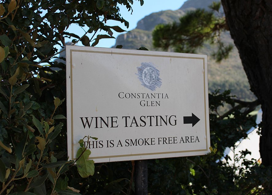ConstantiaGlen's tweet photo. Did you know we are open from 10h00 till 21h00 on Fridays & Saturdays? #morewinetime https://t.co/01gl3Rn53V