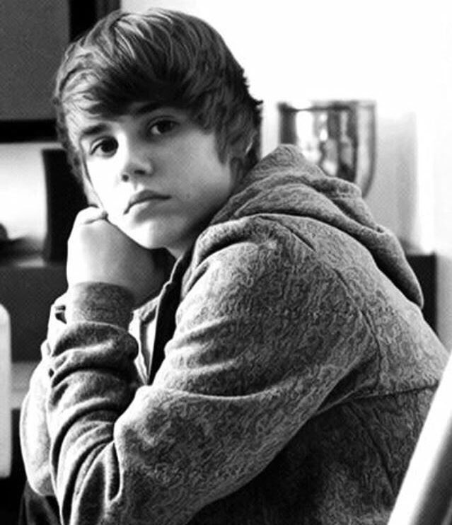 Kethyllydrew's tweet photo. a carinha de nenêm mais linda, te amo tanto meu amor 💜
#HappyBirthdayJustinBieber https://t.co/lnSrv15BCd