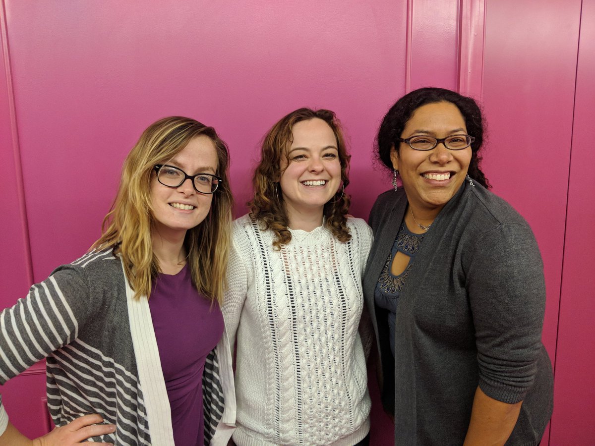 victori_ousg's tweet photo. The @BTGFederal crew #womenwhocodedc helping review resumes and portfolios for alllll the ladies https://t.co/Cj7ZFwbcYN