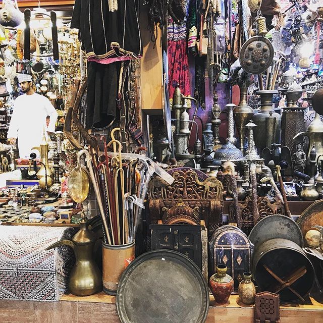 zipanger777's tweet photo. #matrahsouq #mutrahsouq #matrah #mutrah #souq #suq #omanisilver #muscat #oman https://t.co/6KW0a8VsUQ https://t.co/d7h1z3t9d1