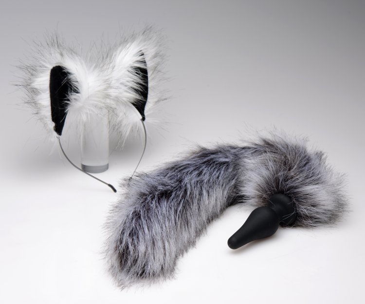 MarathonSextoys's tweet photo. Transform into a sexy beast for your partner with this flirtatious set of ears and a tail plug. https://t.co/oi1MlIC1cD #tailz #analsex #analtoys #assplay #buttplugs #analgear #sextoys #sextoysale #sextoysforwomen #sextoystore #sextoyshop #love #sex #pleasure #siliconebuttplug https://t.co/JZu54LZqCk