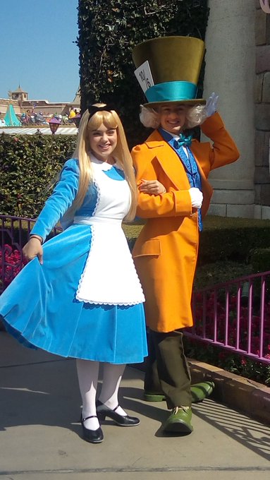 アリスインワンダーランド2時間の旅の歌詞紹介 あらすじまとめ 世界のdisney