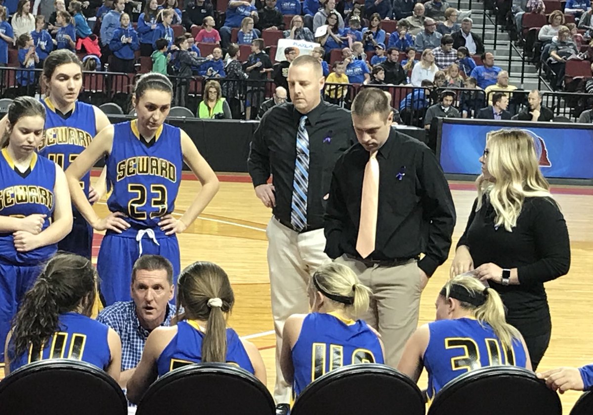 Coach_Meyer's tweet photo. Thank you to the Seward Girls Basketball team and coaches @tvrdy_tom and @greg_miller33 for showing support for premature birth awareness by wearing purple ribbons today at their State Tournament game! These guys are class acts!! @SewardBlueJays https://t.co/O82t4Qa9Io
