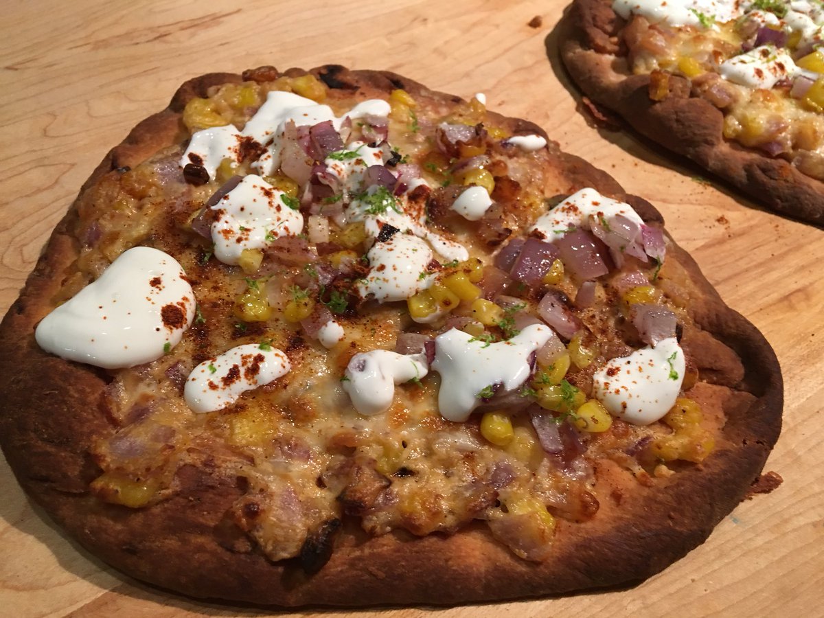 qtownmackid's tweet photo. The meals from @realhomechef are simple, approachable, and affordable – and delivered to your door! Use code MACKID30 for $30 off your first order! https://t.co/otMmaR06z2 #HomeChefMK #ad #HookedOnHomeChef https://t.co/hZffSQWIwz