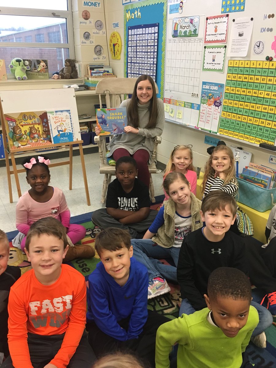 steff_0316's tweet photo. We really enjoyed our senior readers today! Loved remembering their 1st grade days with them! ❤️ #ReadAcrossAmericaWeek #ontheMove @webstertrojans @mshstrojans @MSCSTrojans https://t.co/bji30P8Acm