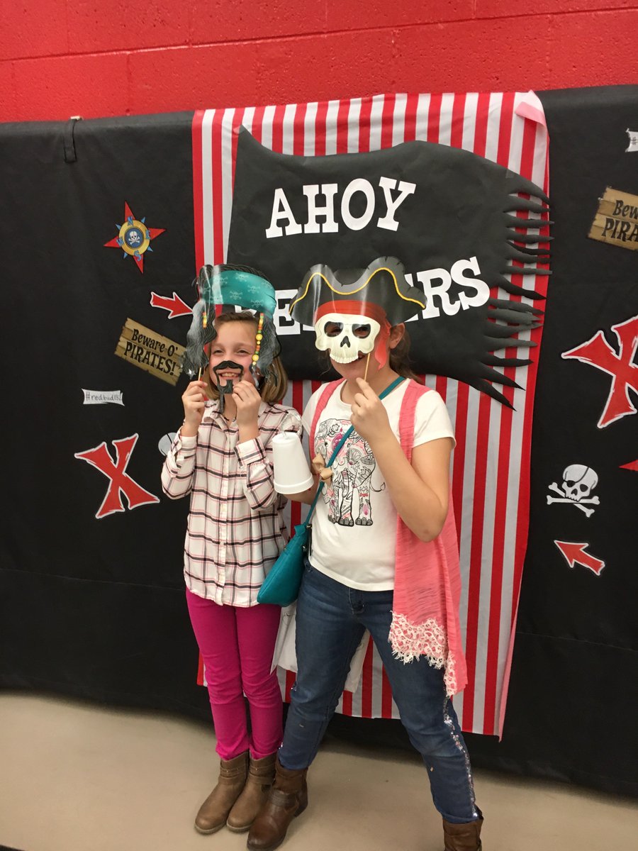 rbesheap's tweet photo. Books Arrgh a Treasure!! Another great family reading night! #redbud132 https://t.co/Jgm8Vfls8Q