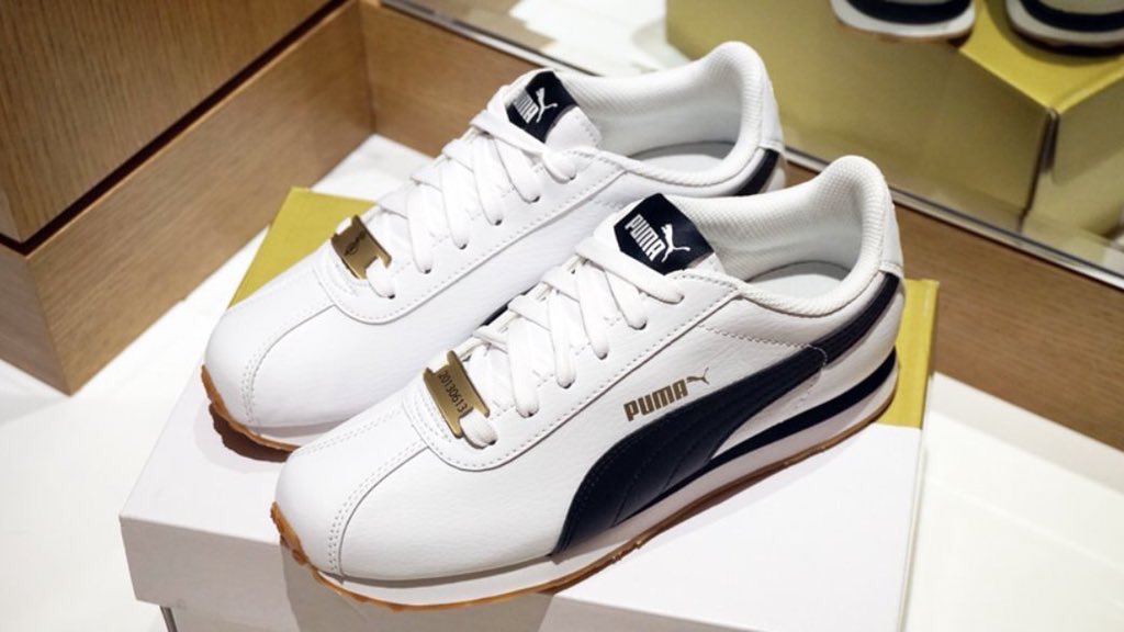 AccStark_Shop's tweet image. [#PlzRT] PUMA TURIN 
คู่ละ 3300฿ (ไม่มีมัดจำนะคะ)
ส่ง kerry ให้ฟรี
มี Photocard // ไม่มีคูปองลุ้นไซน์
รับแค่ 10 คู่ 
บางไซส์ของหมดไวมาก โดยเฉพาะ 240-250  สั่งทาง DM ค่ะ
