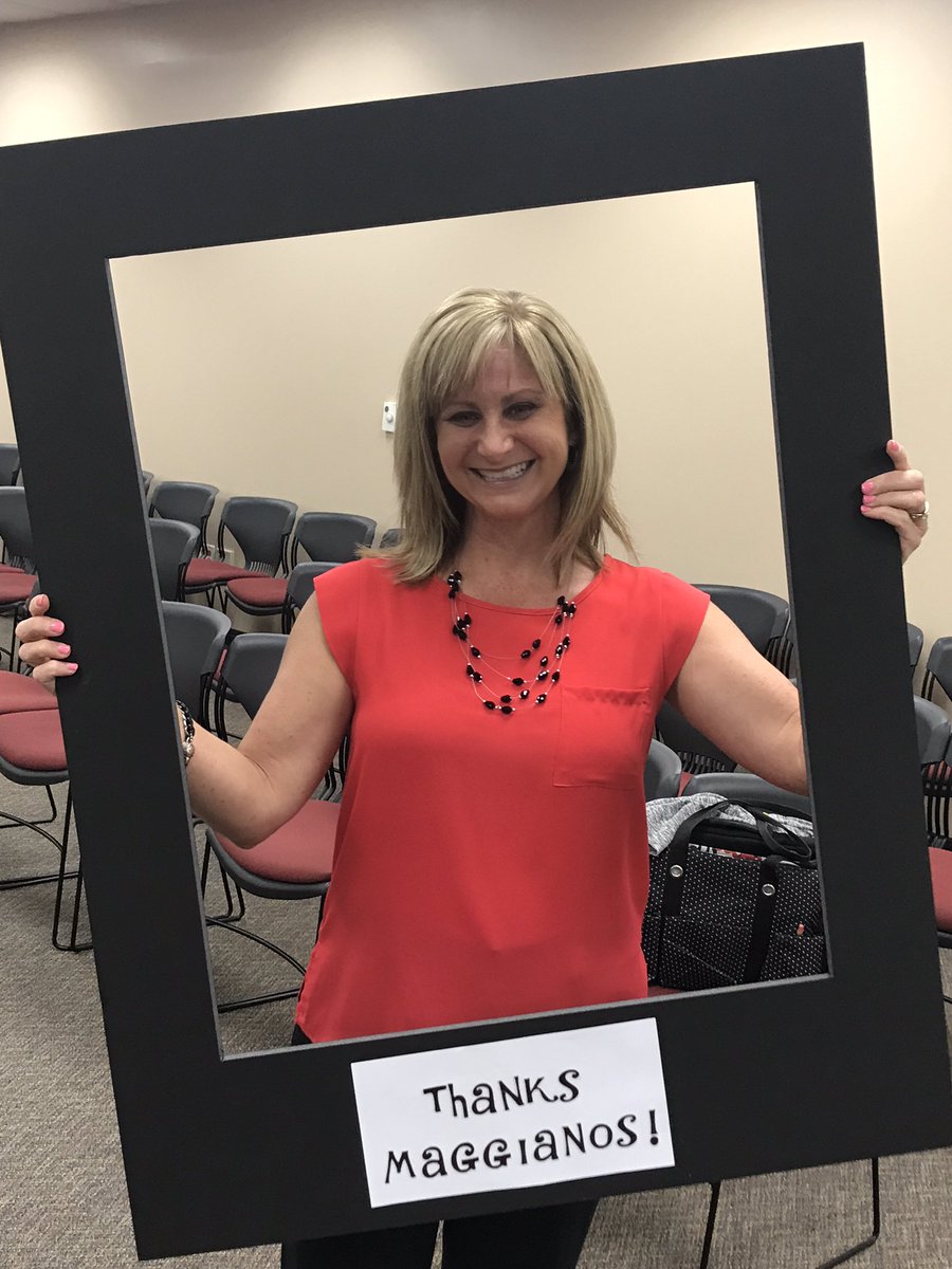 testonmellissa's tweet photo. Learning about building our reading expertise! Thank you Ts for joining us! @RdgEnd @TMcManusHCPS @debbieecook1 #westshoremaggianos #chefdeb https://t.co/66yc21x5YS