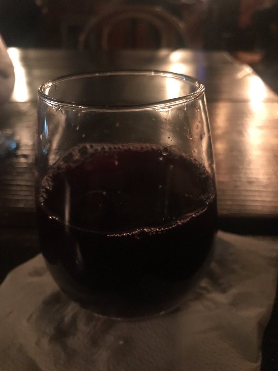 abikewill's tweet photo. My new favorite local watering hole. Inglewood is on the move!!! I love my community. #Inglewood #themiddlebar #HappyHour https://t.co/Yp7tEc8y9K