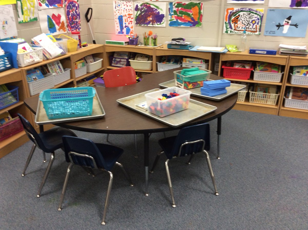 MCPS_EarlyLrng's tweet photo. Do you see all of the learning that occurred prior to 8:30 a.m. ~which included a family-styled breakfast?✔️mathematical thinking✔️number sense✔️emergent reading...Transitions seamless with materials ready @EMETweets #WeAreMCPS #EveryMinuteCounts #DIGLearning https://t.co/qdVKxHzT67