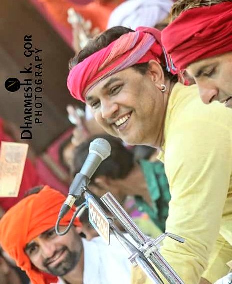 Dipak_505's tweet photo. Last Night 🌉 #Dudhrej
#Holi #Mahotsav
@KirtidanGadhvi
Jay Vadvala
PhotoGraphy - #DharmeshGor https://t.co/YDNIZlFxA0