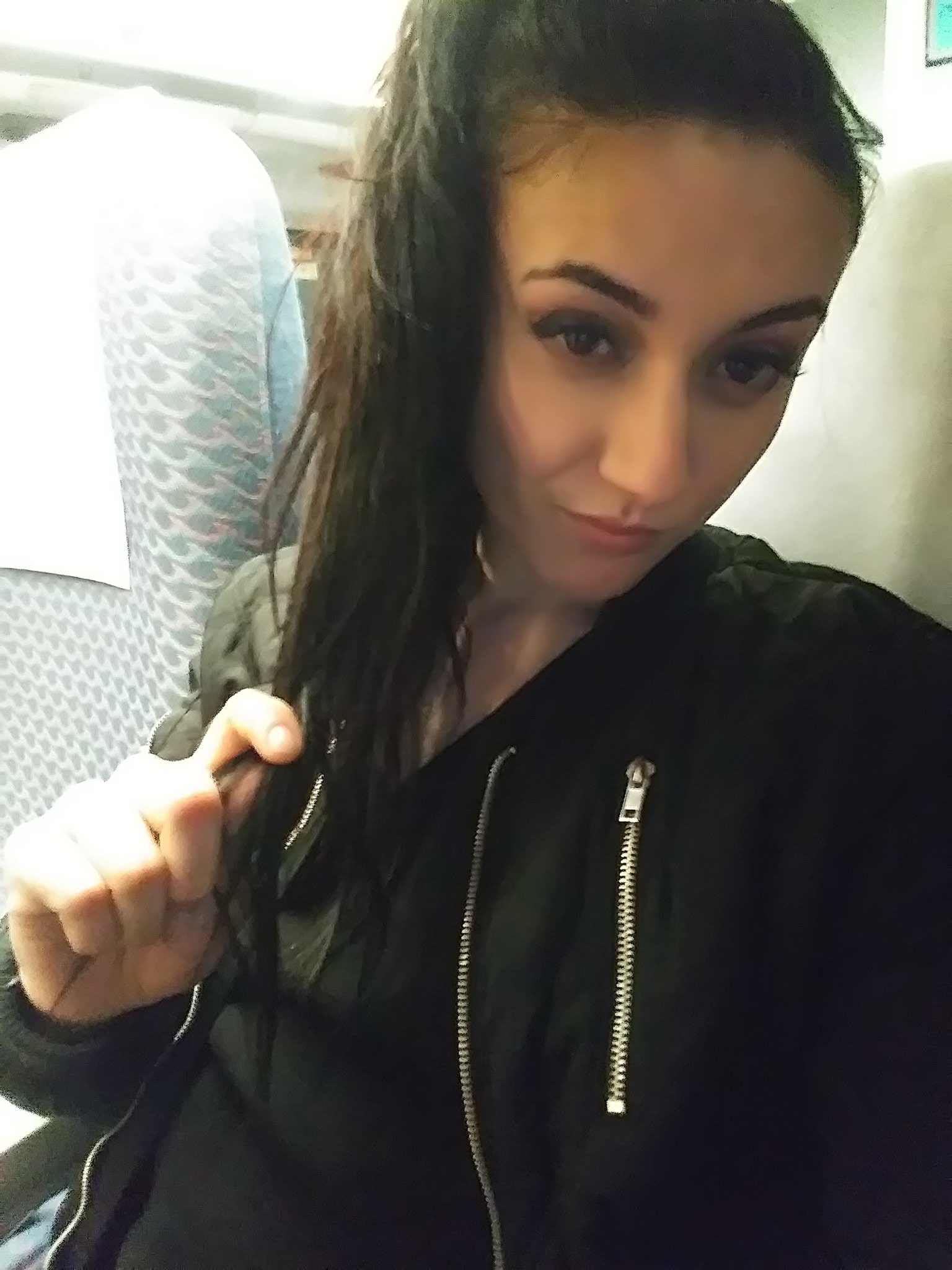 Mandy Muse on X: All done shooting today for @pornslap ! Now, on my way home  to Porn Valley from San Diego on the Amtrak ALL ALONE in cart 6.. SOOO  LONELY...