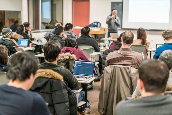 WeCloudData's tweet photo. “Nibbles &amp; Conversations with #Microsoft”: To share the insights on #loT #DataScience #AI and #CloudComputing March 6, 6pm onwards https://t.co/I5NSofjLZ0 #Weclouddata #machinelearning #bigdata #Azurecloudplatform #retail #business #technology #innovation #Datamining #toronto https://t.co/KxeKVoLnMM
