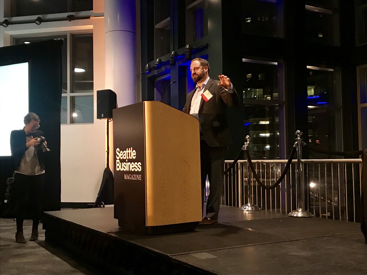 maggiesantolla's tweet photo. Head of @WestMonroe’s Seattle #healthcare practice Dan Howell addresses the crowd at the @SeattleBusiness Leaders in Healthcare awards! https://t.co/fMSZmNNlwG