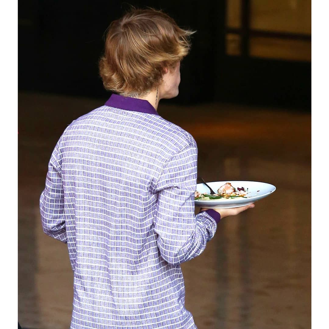 kidrauhlbiebo's tweet photo. March 1: Justin spotted at the London hotel in West Hollywood, California. 
.
.

@justinbieber #justinbieberhot #justinbieber #justindrewbieber #justindrew #justin #justinb #bieber #biebers #bieberlove #bieberpower #biebernews https://t.co/7LSsKwk7Wd